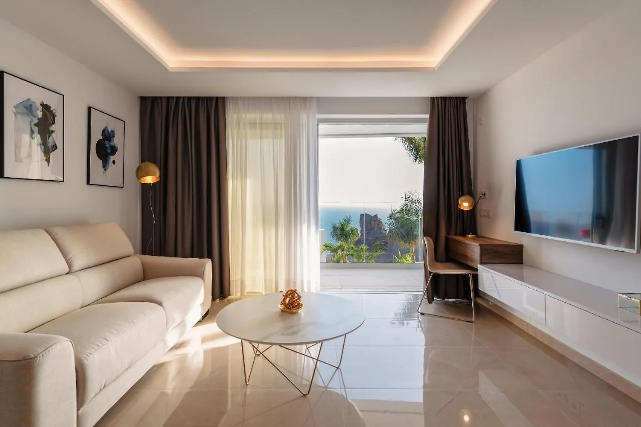 Grand Horizon Luxury Boutique Apartments Puerto Rico  Spanien