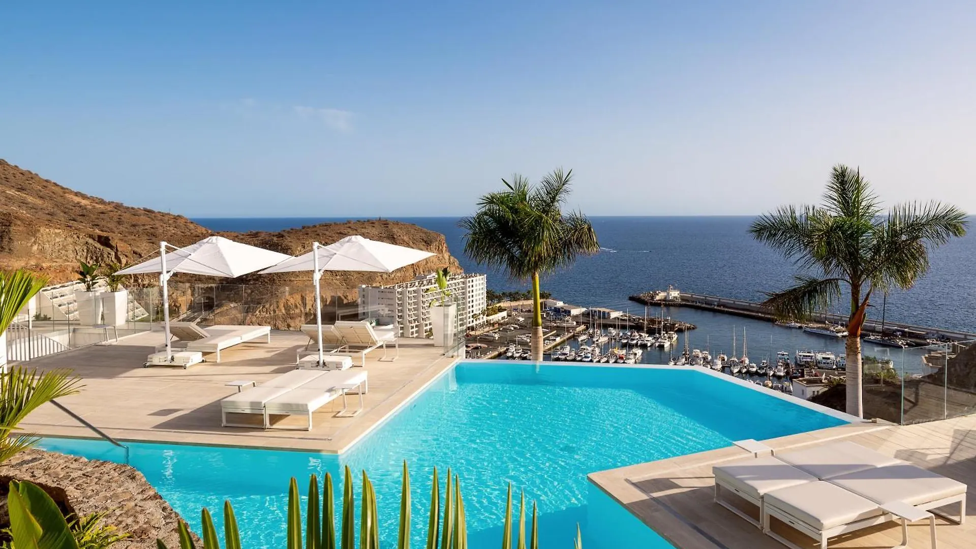 Grand Horizon Luxury Boutique Apartments Puerto Rico