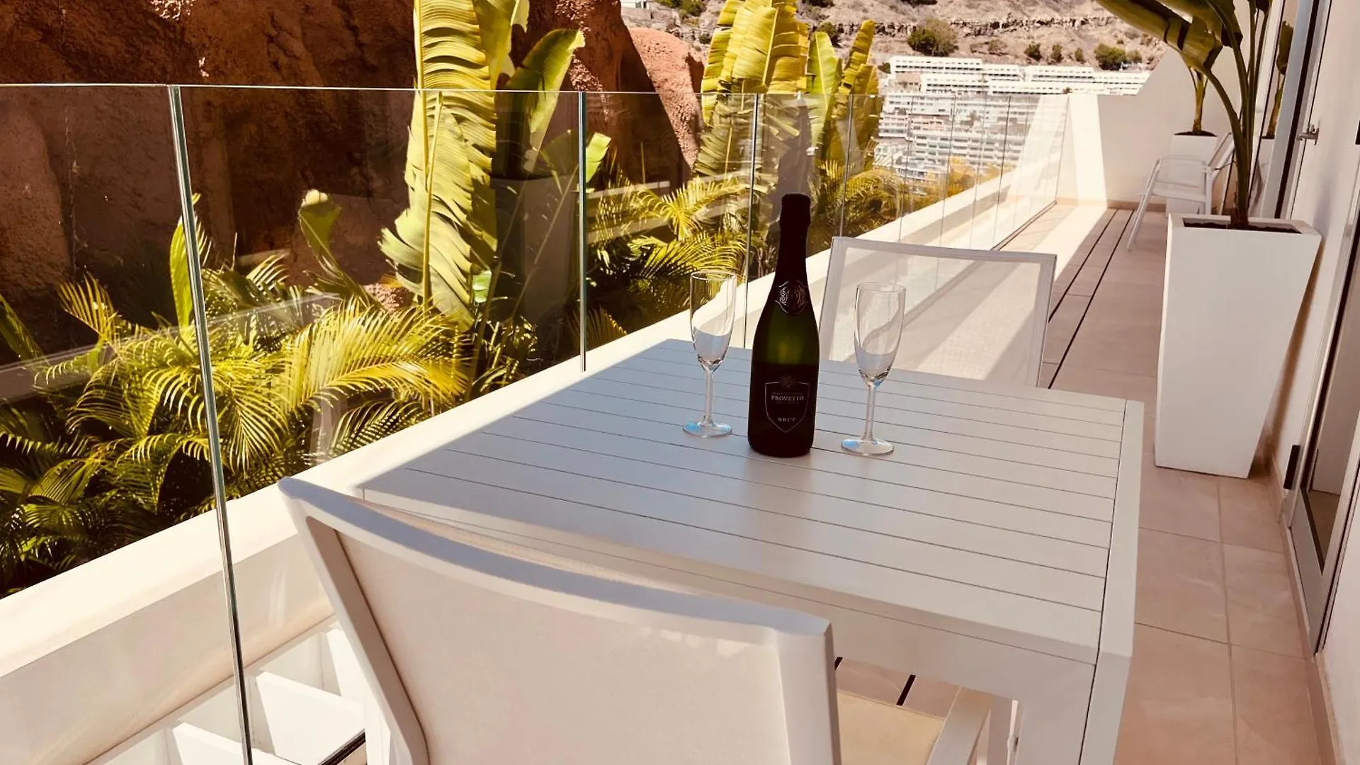 Grand Horizon Luxury Boutique Apartments Puerto Rico