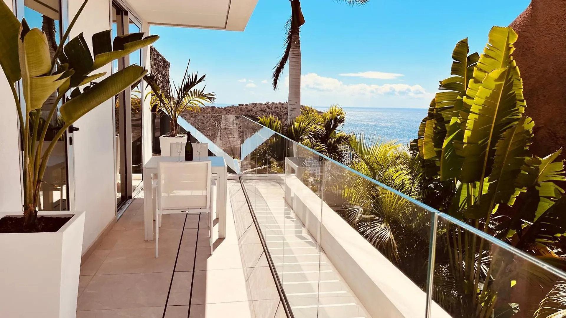 Grand Horizon Luxury Boutique Apartments Puerto Rico