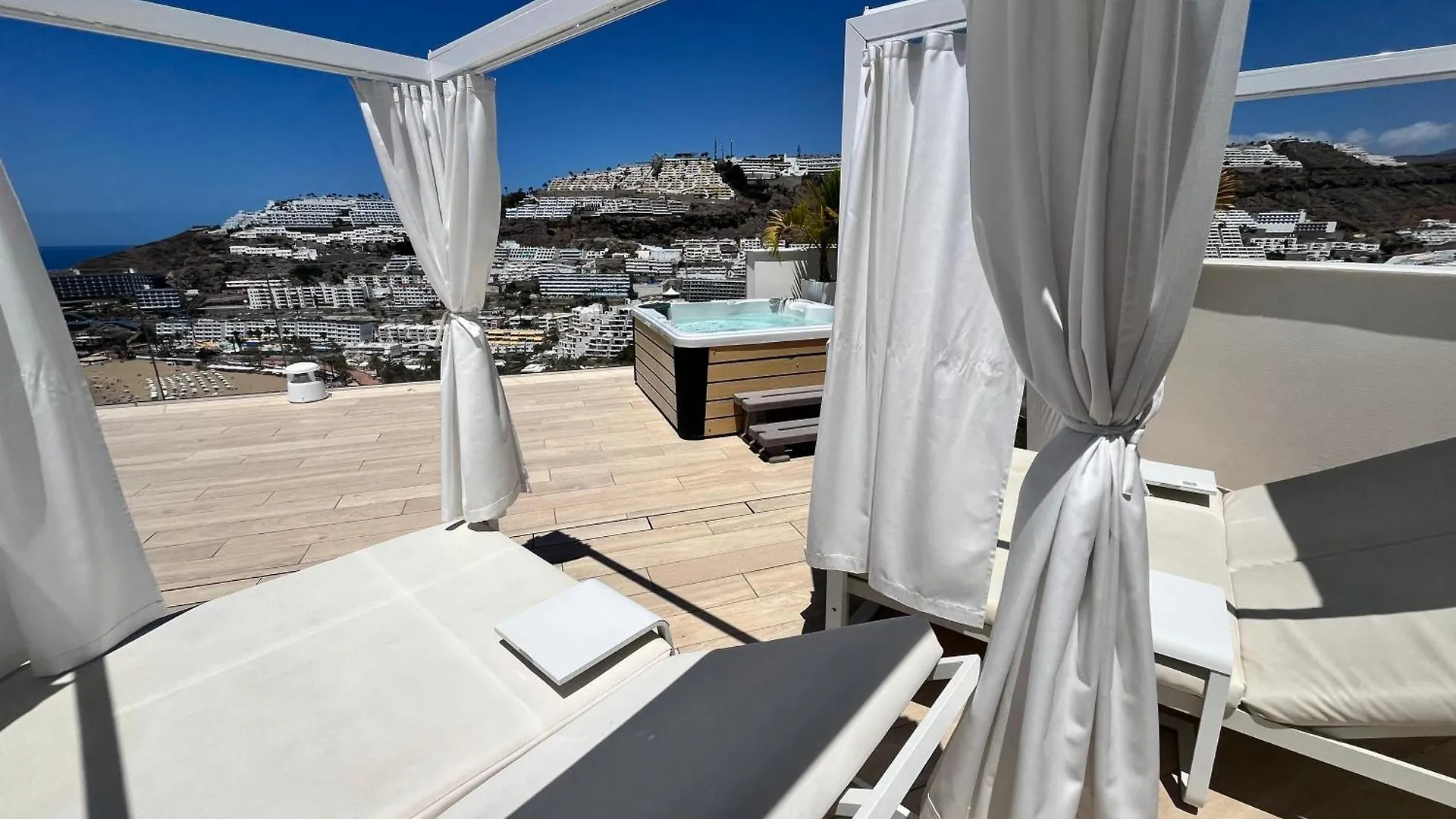Grand Horizon Luxury Boutique Apartments Puerto Rico  Puerto Rico (Gran Canaria)